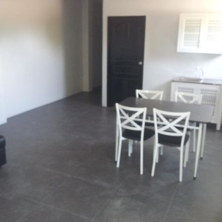 Living Room Apartments Bang Lut Beach KhaoLak Bang Sak Zimmer foto